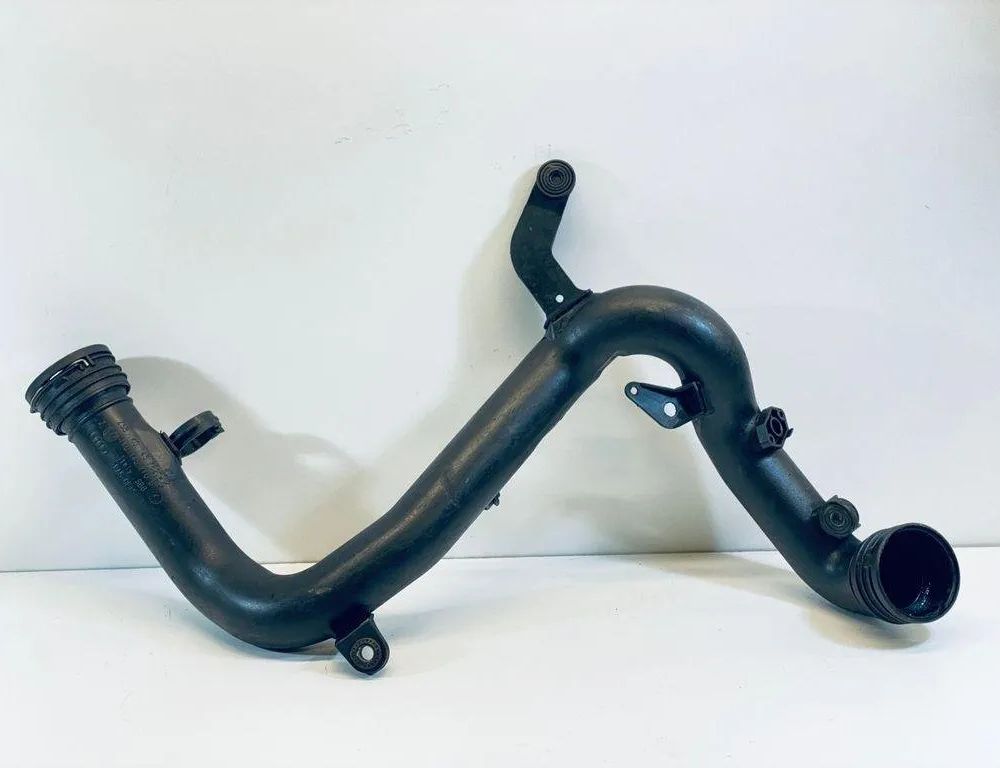 VOLKSWAGEN Touran 1 generation (2003-2015) Starpdzesētāja / interkūlera truba 1K0145762AC,1K0145770B 30683849