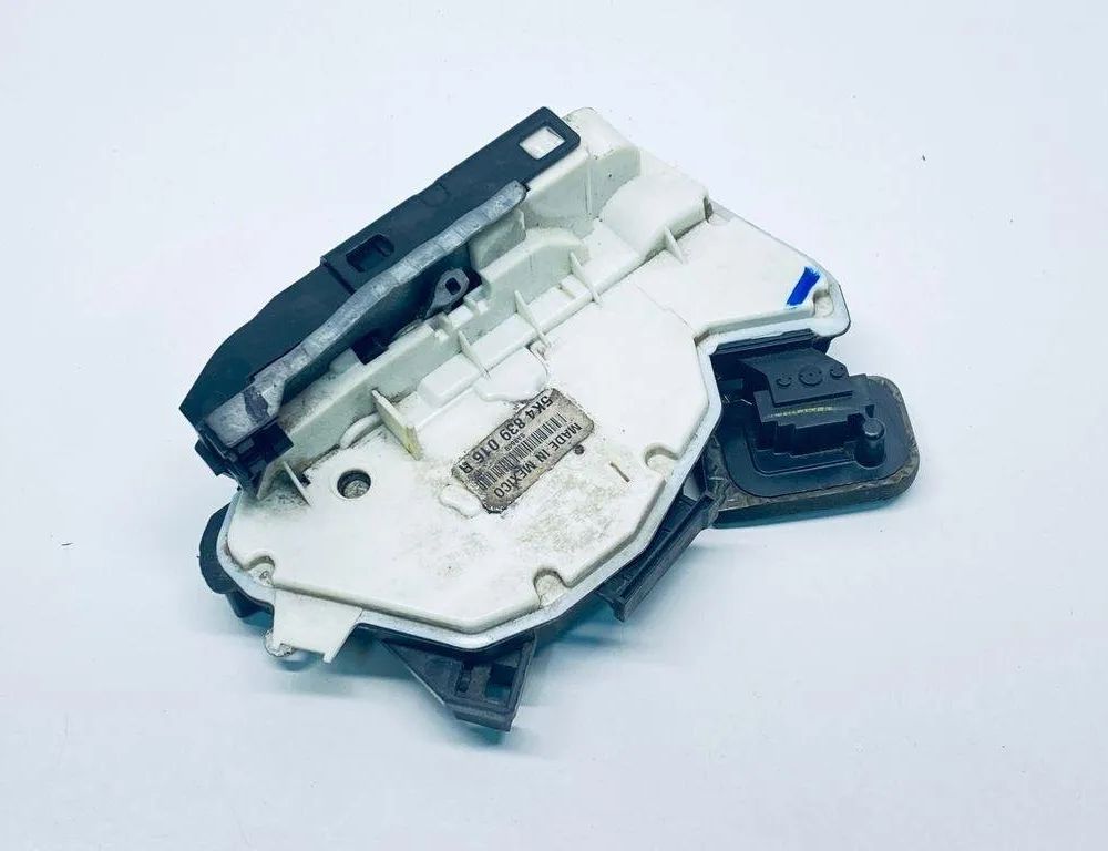 VOLKSWAGEN Jetta 3 generation (1992-1998) Rear Right Door Lock 5K4839016R 30687149