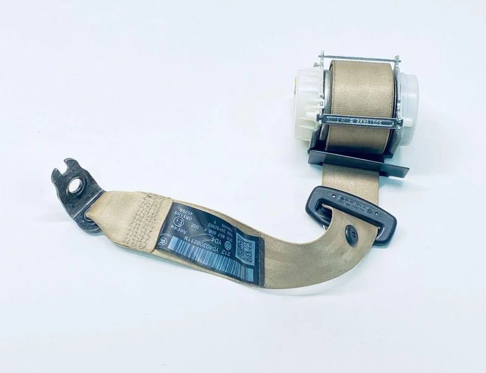 VOLKSWAGEN Passat B6 (2005-2010) Aizmugurējā vidējā drošības josta 3C5857806K 30687253