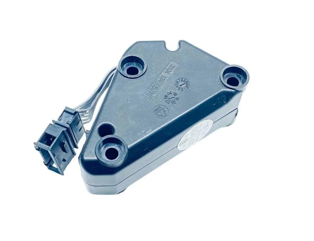 VOLKSWAGEN Jetta 3 generation (1992-1998) Усилитель звука 1K0035463D 30695147