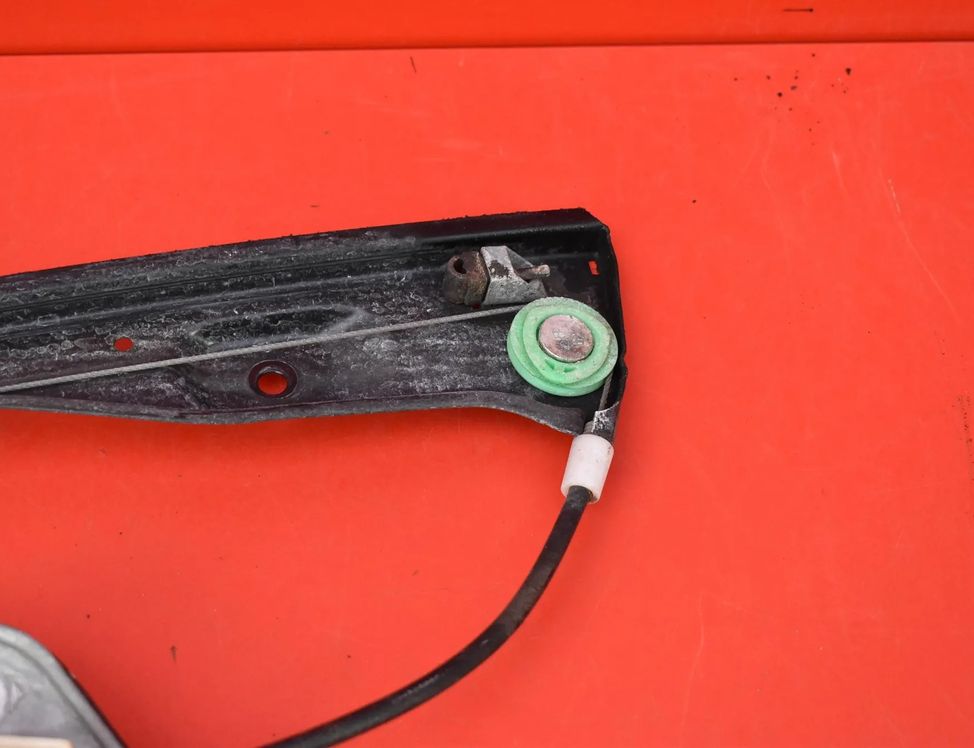 VOLKSWAGEN Jetta 5 generation (2005-2011) Front Right Door Window Regulator 1K5837462B 22127058