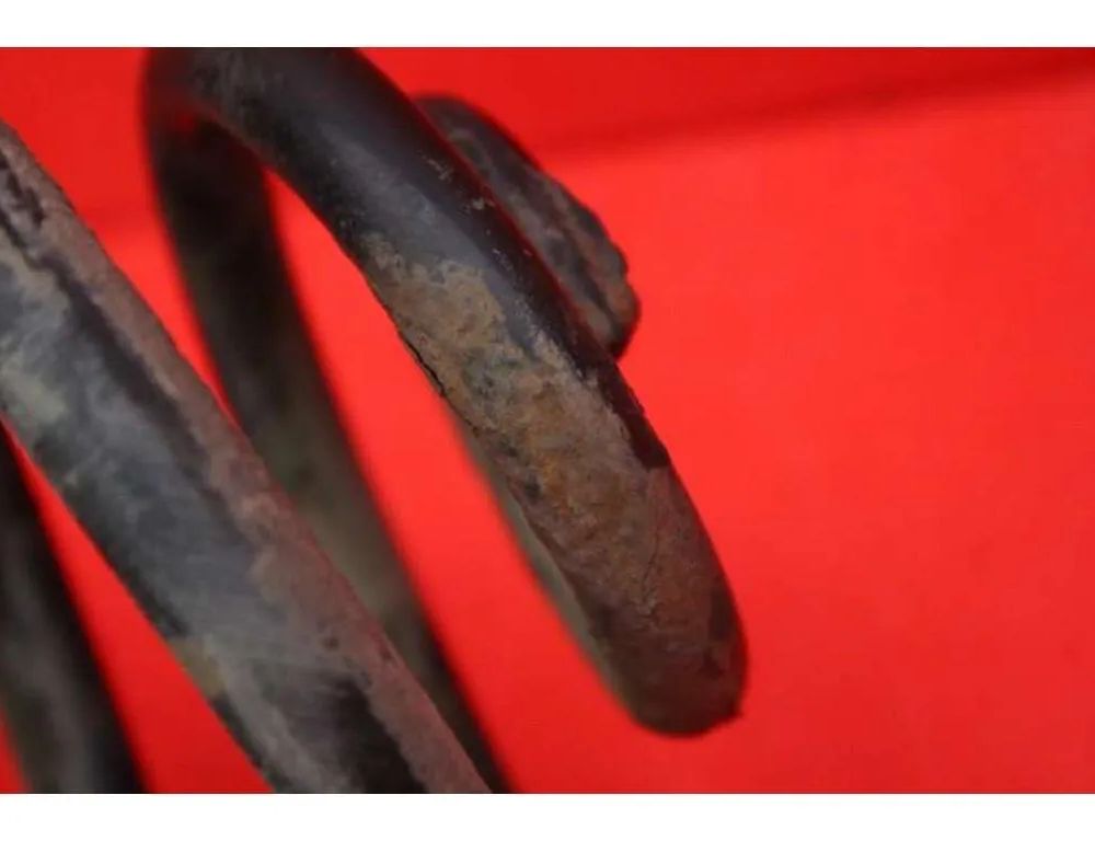 VOLKSWAGEN Passat B5 (1996-2005) Front left spring VOLKSWAGEN 22973178