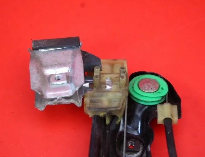 SEAT Leon 2 generation (2005-2012) Стеклоподъемник передней правой двери 1P0867436 23073786