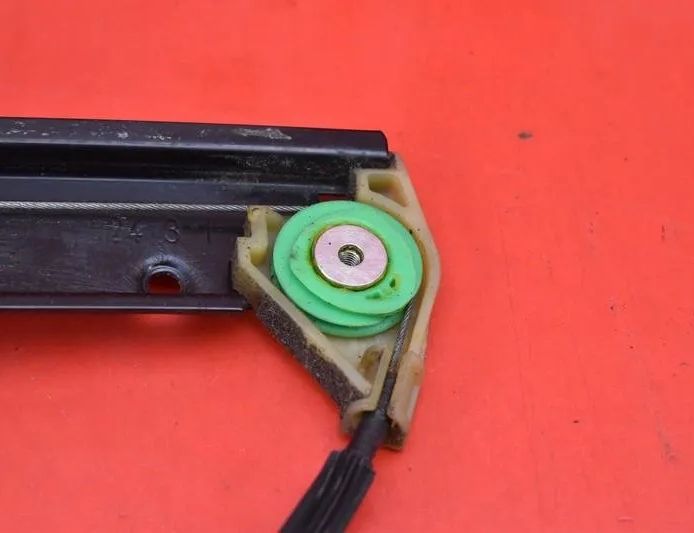 AUDI A4 B8/8K (2011-2016) Front Left Door Window Regulator 8K0837461 23760690