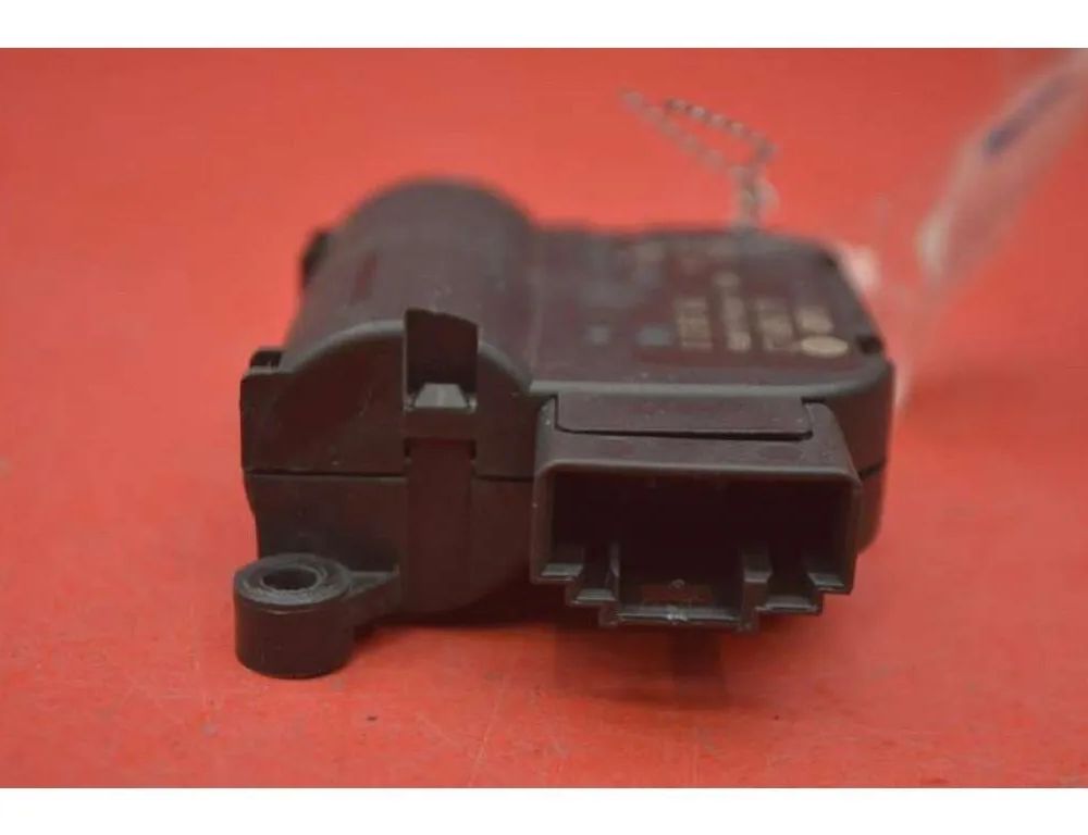 VOLKSWAGEN Golf 6 generation (2008-2015) Клапаны управления внутренним подогревом 3C0907511AM 27682808