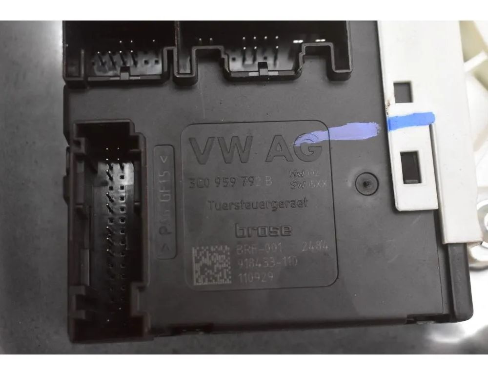 VOLKSWAGEN Golf 6 generation (2008-2015) Стеклоподъемник передней правой двери 1K5837462 28213871