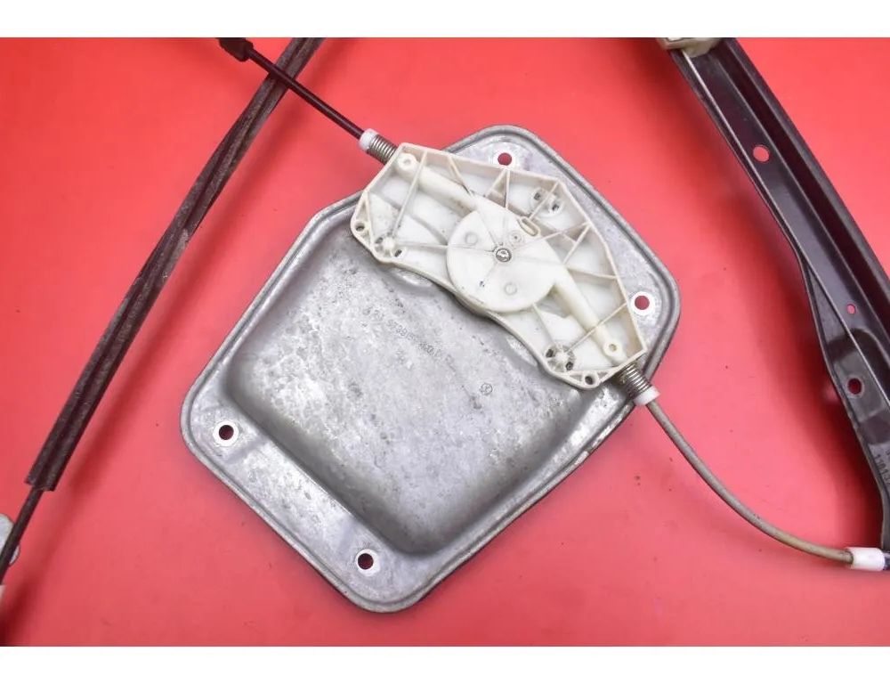 VOLKSWAGEN Golf 6 generation (2008-2015) Стеклоподъемник передней правой двери 1K5837462 28213871