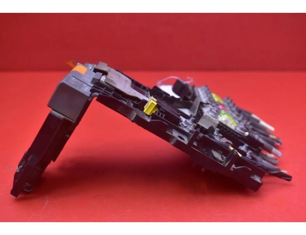 PEUGEOT 508 1 generation (2010-2020) Блок предохранителей 9666817380 28524002