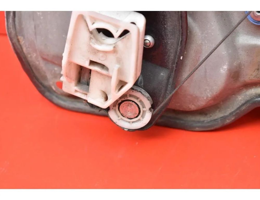 SKODA Octavia 2 generation (2004-2013) Стеклоподъемник передней левой двери 1T0959701D 31213214