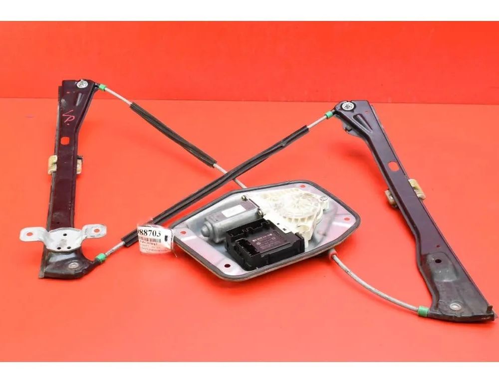 VOLKSWAGEN Golf 4 generation (1997-2006) Стеклоподъемник передней левой двери 1K4837401E 31554276