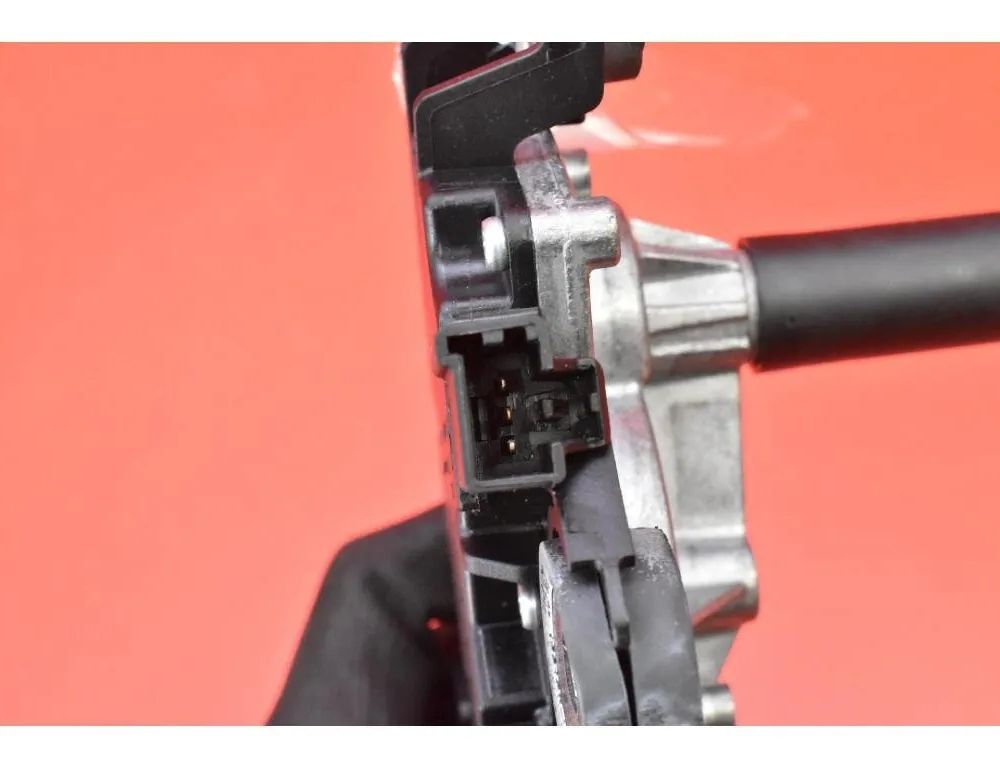 VOLVO V40 2 generation (2012-2020) Моторчик заднего стеклоочистителя 31294492 32182293