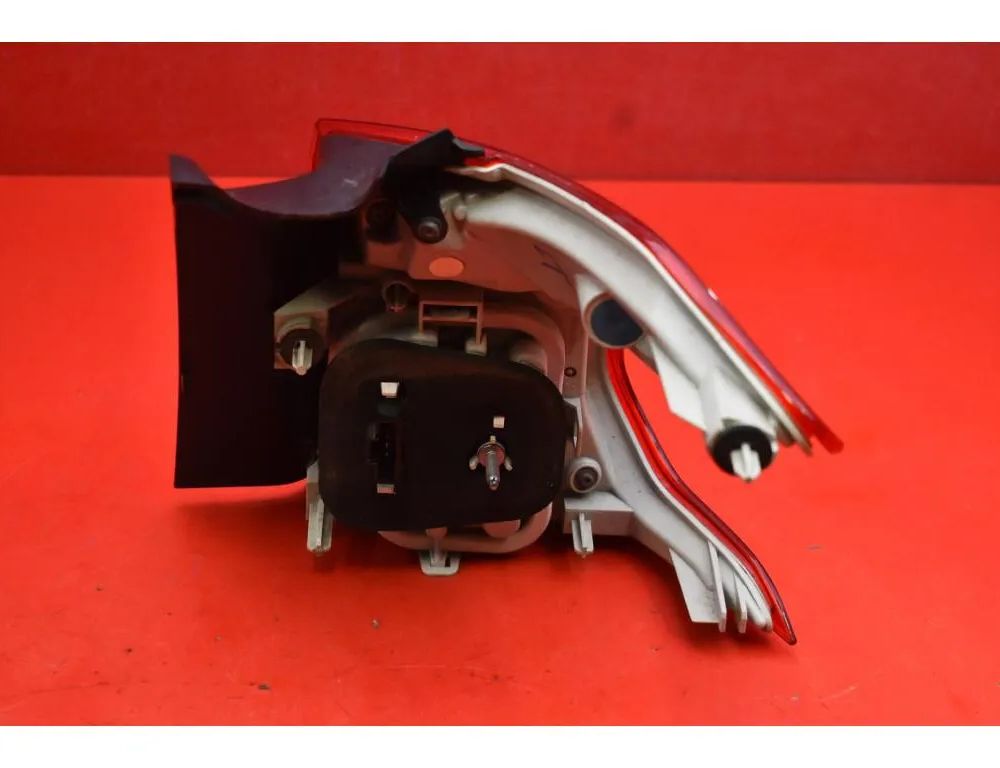 PEUGEOT 2008 1 generation (2013-2020) Фонарь задний левый 9678074280 32568484