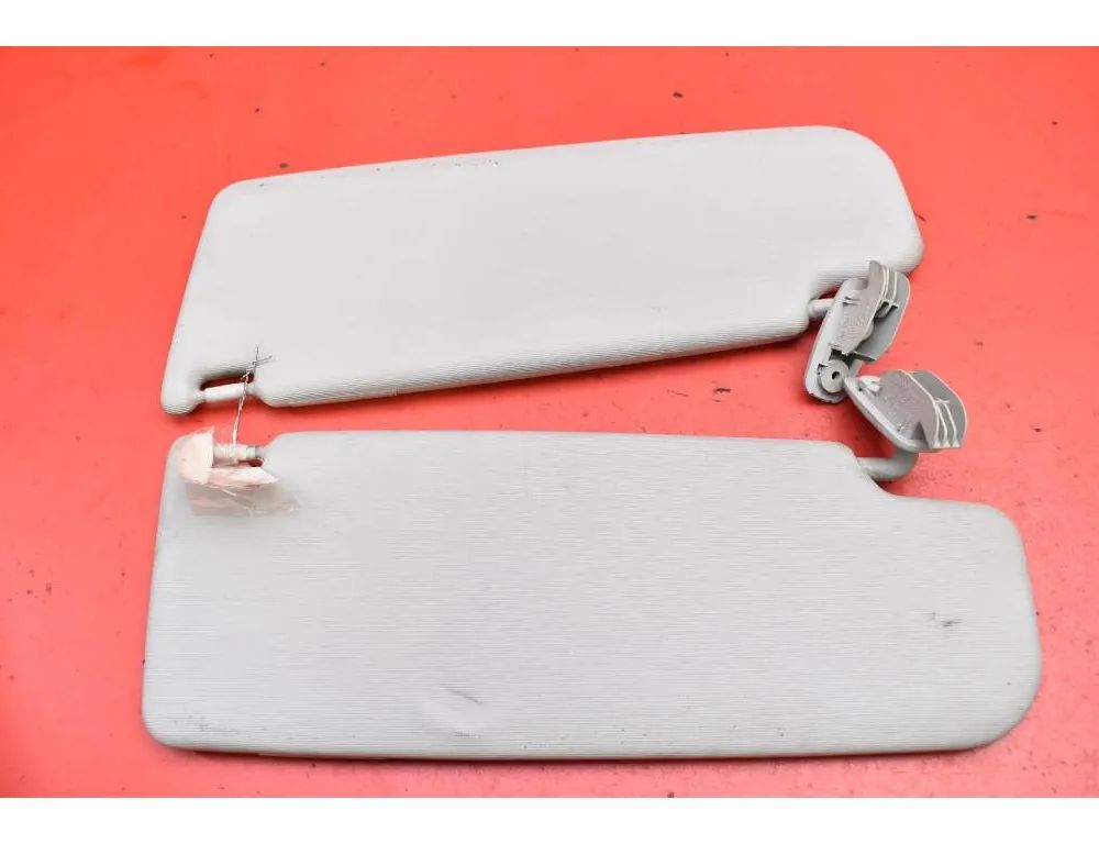 SKODA Octavia 2 generation (2004-2013) Left Side Sun Visor 32821795