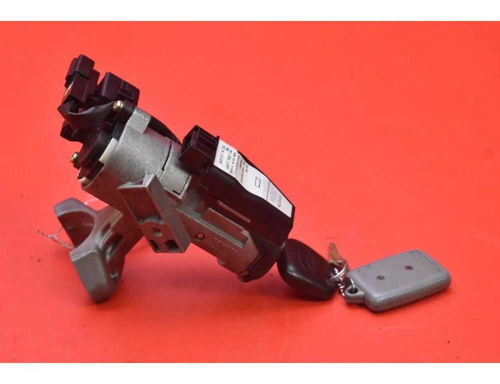 TOYOTA Corolla Verso 1 generation (2001-2009) Ignition Lock 89783-02020 32859719