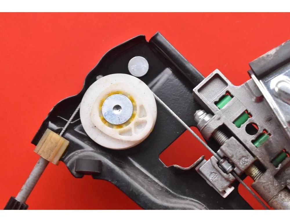 VOLKSWAGEN Passat CC 1 generation (2008-2017) Priekšējo labo durvju logu pacēlājs 3C8837756D 33011026