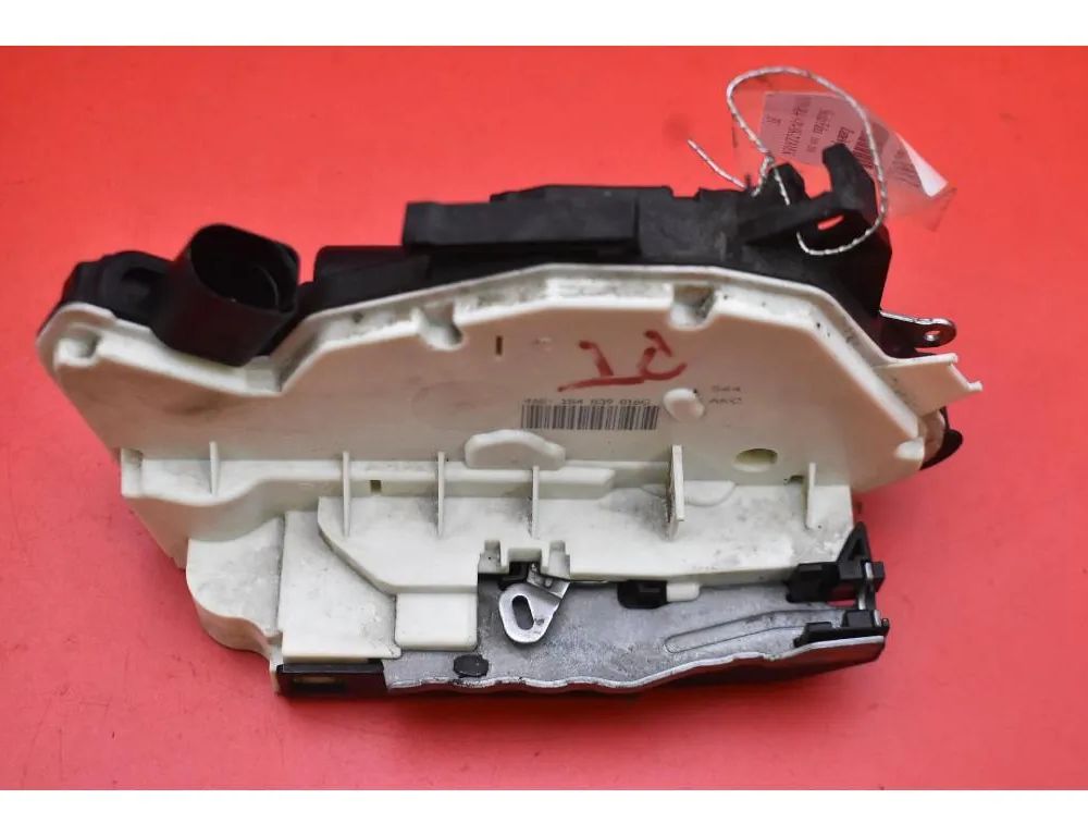 SKODA Fabia 2 generation  (2010-2014) Замок задней правой двери 1S4839016C 33027777