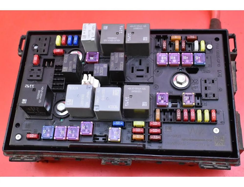 OPEL Astra K (2015-2021) Fuse Box 13449203 33059763