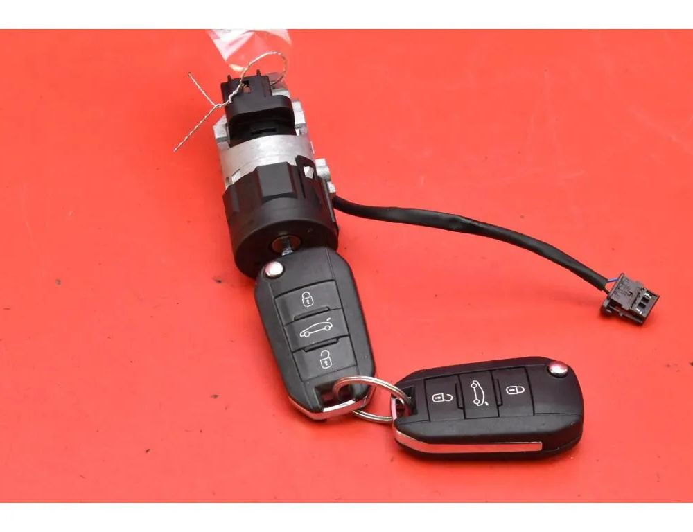 PEUGEOT 508 1 generation (2010-2020) Замок зажигания N0504255 33076824