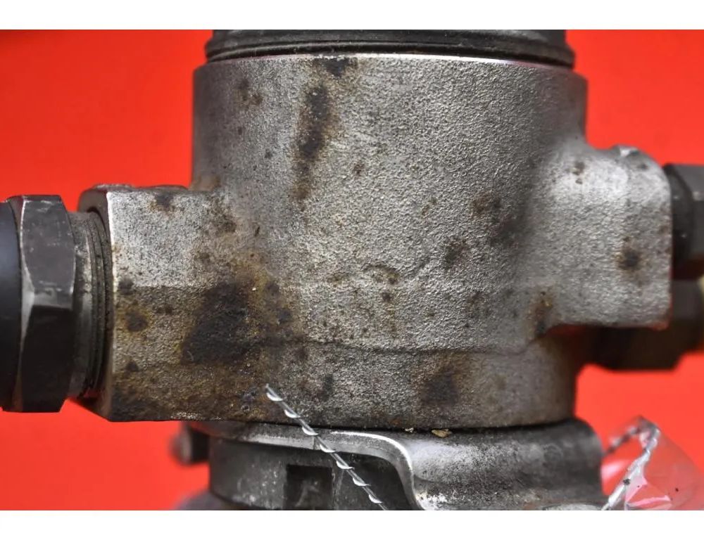 SKODA Octavia 2 generation (2004-2013) Degvielas sūknis 03C127026D 33080895