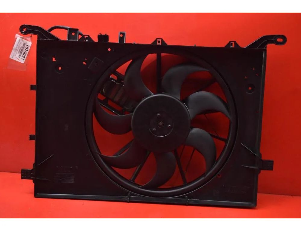 VOLVO V70 2 generation (2000-2008) Diffuser Fan 30645148 33088045