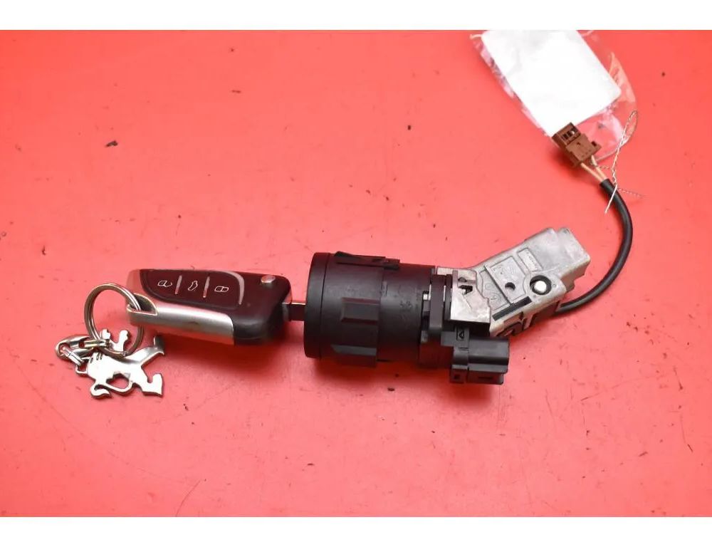 PEUGEOT 2008 2 generation (2019-2023) Aizdedzes atslēga 9663123380 33095268