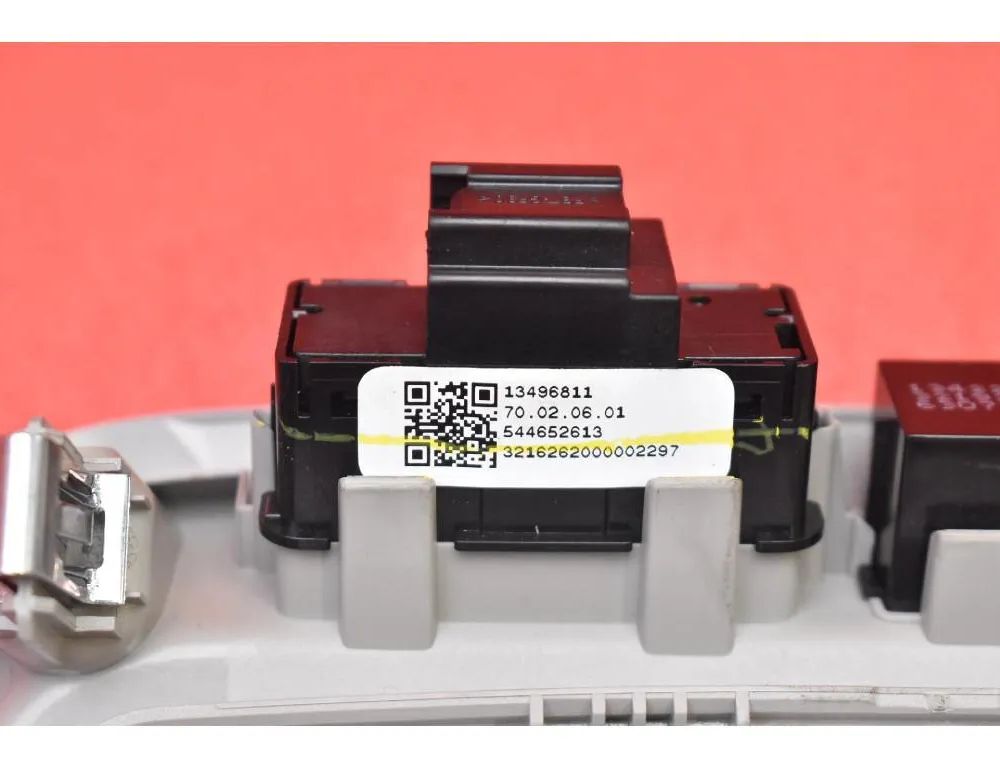 OPEL Astra K (2015-2021) Освещение салона 13415545 33101591