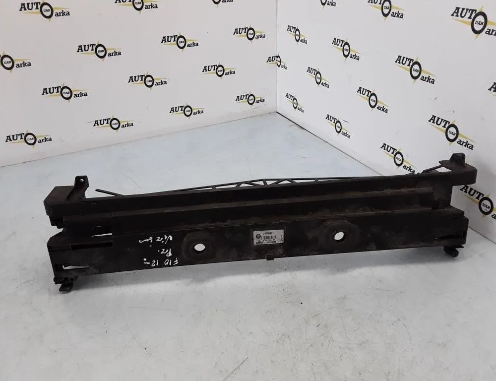 BMW 5 Series F10/F11 (2009-2017) Radiator Holder 17107804618 31718586