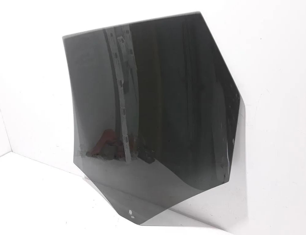 VOLVO XC60 2 generation (2017-2024) Labās puses bīdāmo durvju stikls 31424757 31720090