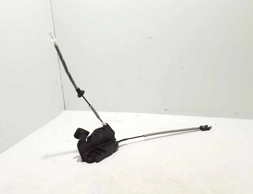 SKODA Karoq 1 generation (2017-2024) Замок боковых правых дверей 5TA839016D 31966612