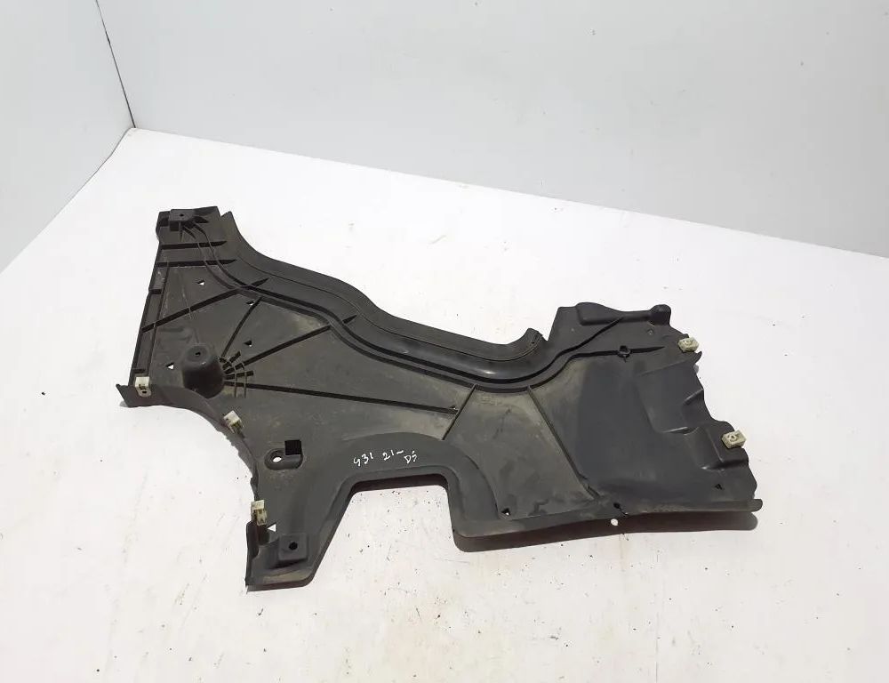 BMW 5 Series G30/G31 (2016-2023) Защита днища правая 7340790 32998531