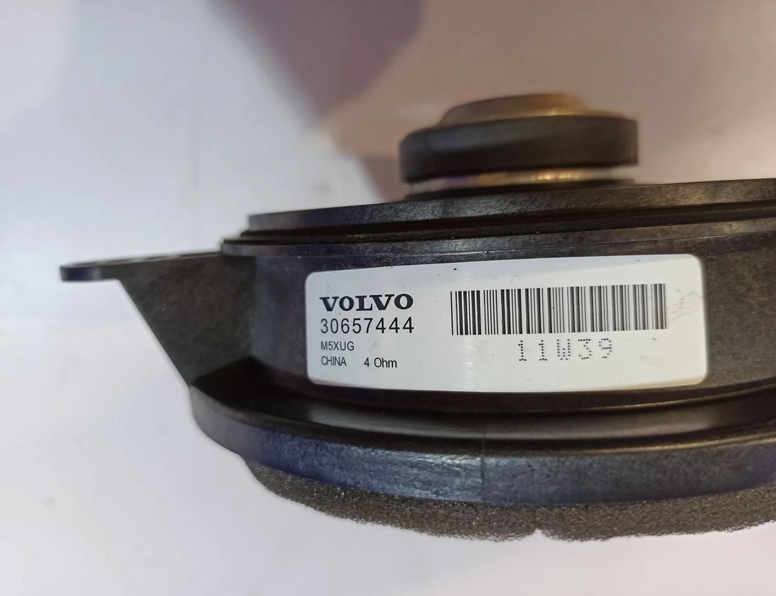VOLVO V60 1 generation (2010-2020) Aizmugurējo labo durvju skaļrunis 8676891,30657444 13848517
