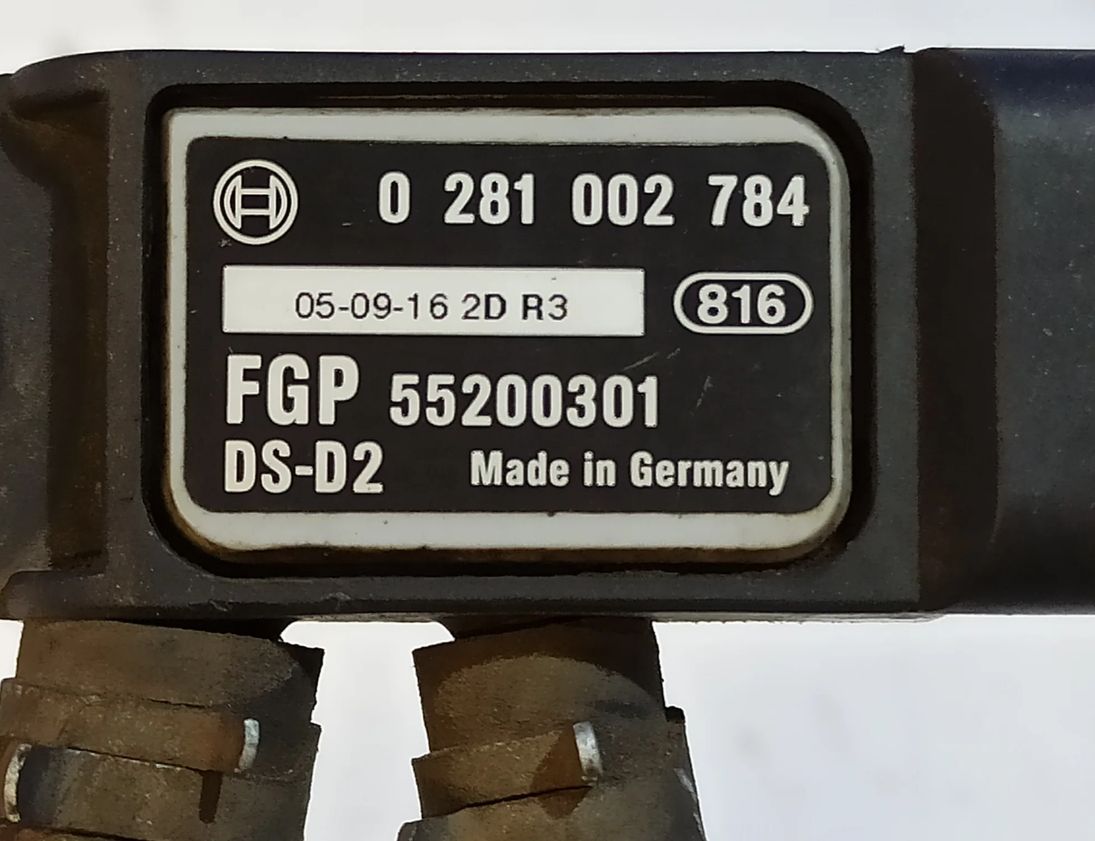 SAAB 9-3 2 generation (2002-2014) DPF Pressure Sensor 0281002784,93185556,55200301 13954836