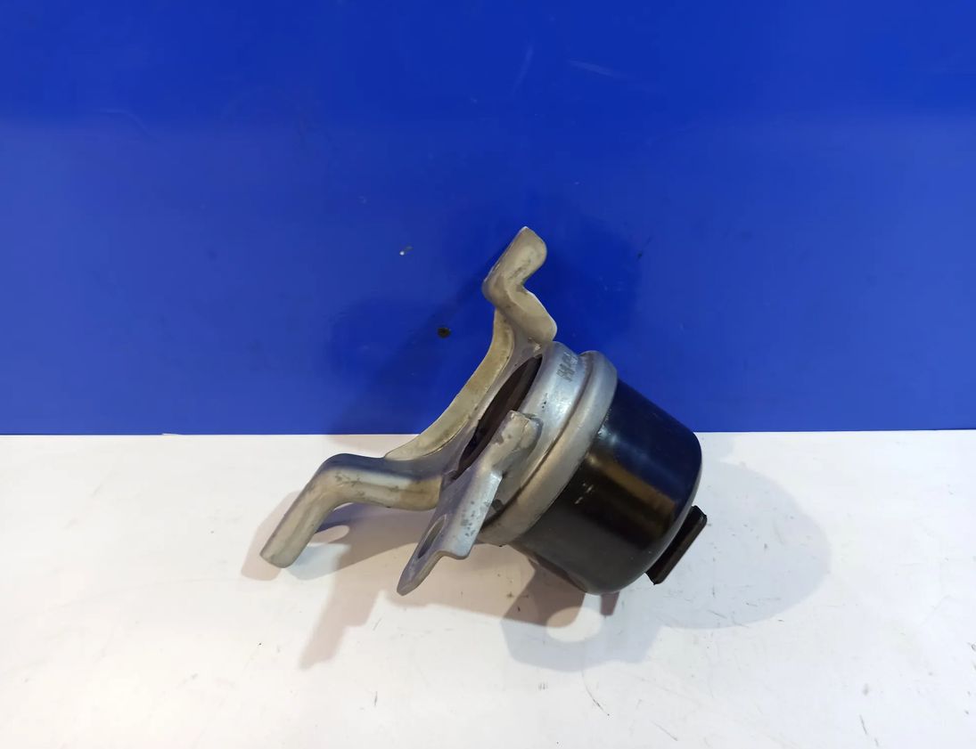 VOLVO V60 1 generation (2010-2020) Подушка двигателя правая 31330135 14000191