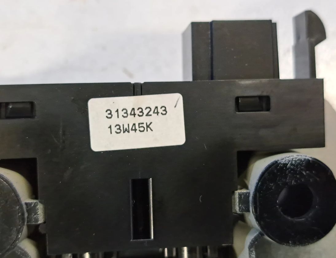 VOLVO S60 2 generation (2010-2020) Stāvbremzes poga 31343243,31433501 22813977