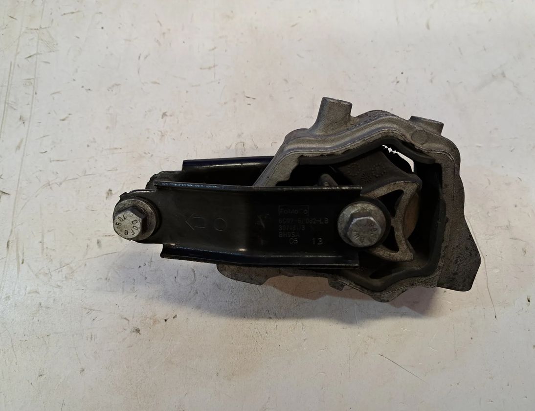 VOLVO S80 2 generation (2006-2020) Подушка двигателя правая 31277314,30748173,6G92-6P082-LB 27432956