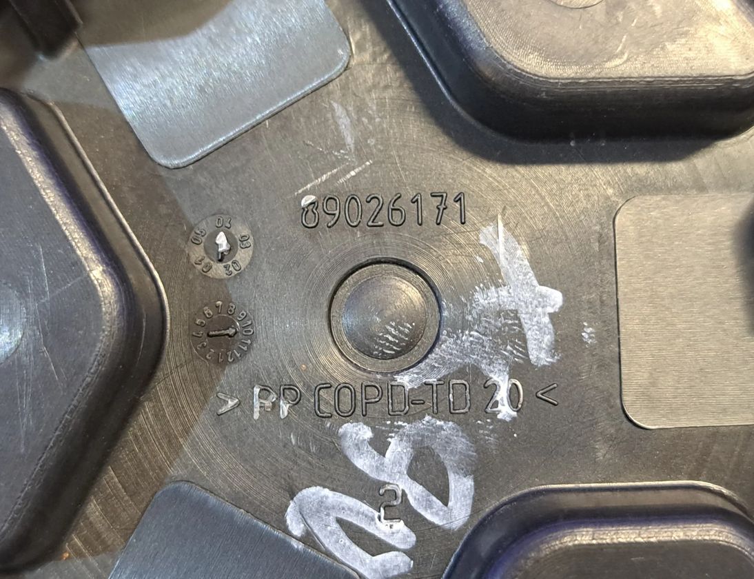 VOLVO XC90 1 generation (2002-2014) Priekšējā luktura vāks 8659894,89026171 27795191