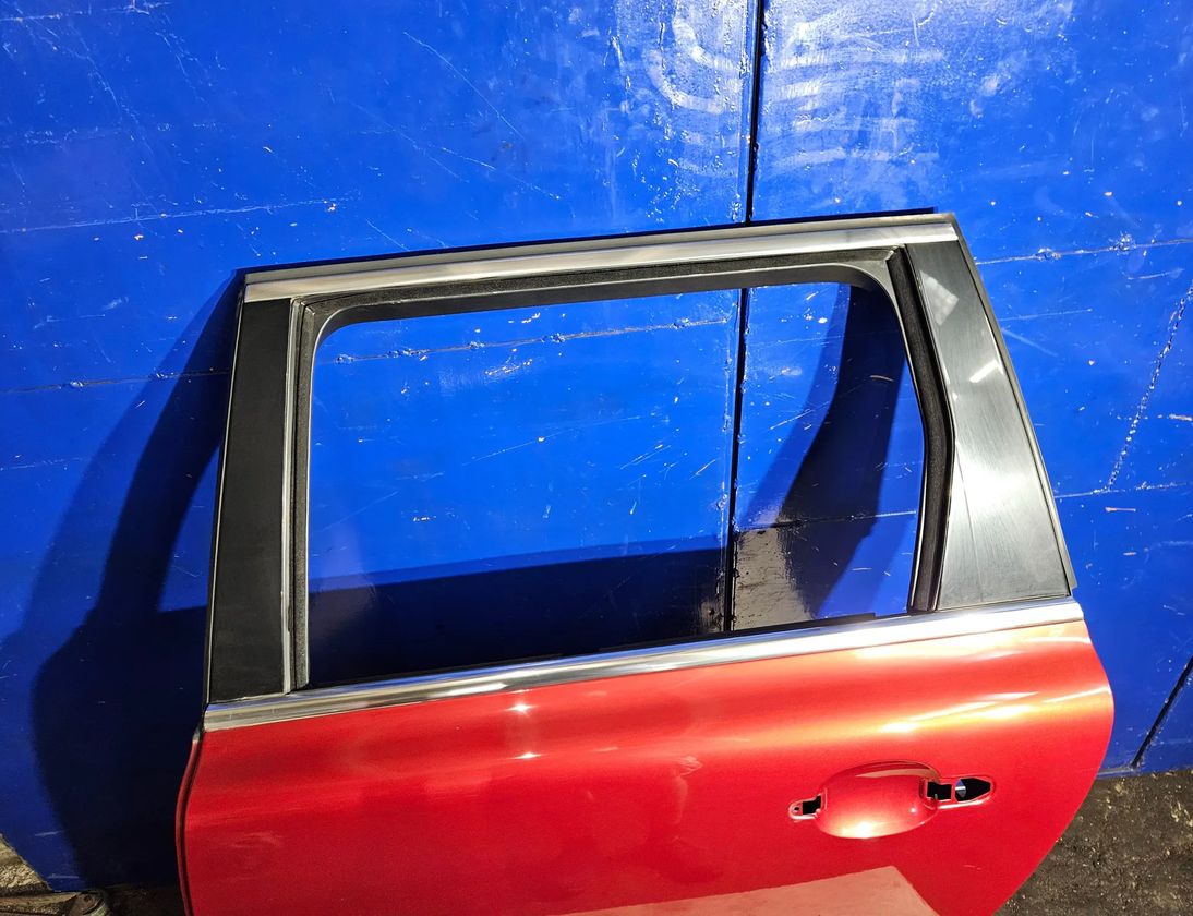 VOLVO XC70 2 generation (2000-2007) Дверь задняя левая 31335625,32228896,31298720,31297247 31700831