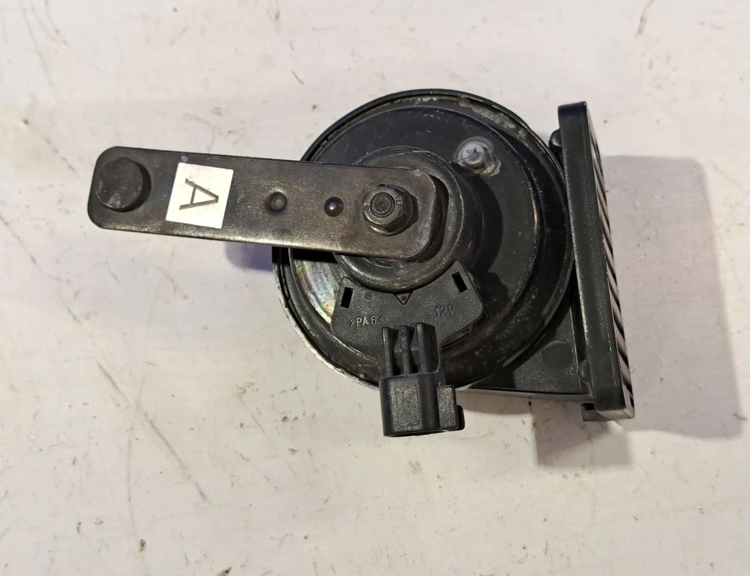 JAGUAR XE 1 generation (2014-2024) Сигнал E30055306 31968125