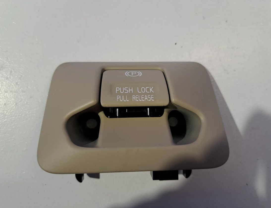 VOLVO S60 2 generation (2010-2020) Кнопка ручного тормоза 31343243,31433501 32808768