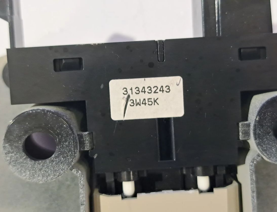 VOLVO S60 2 generation (2010-2020) Кнопка ручного тормоза 31343243,31433501 32808768