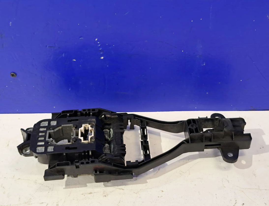 VOLVO S60 2 generation (2010-2020) Front Left Door Interior Handle Frame 31440083 33016896