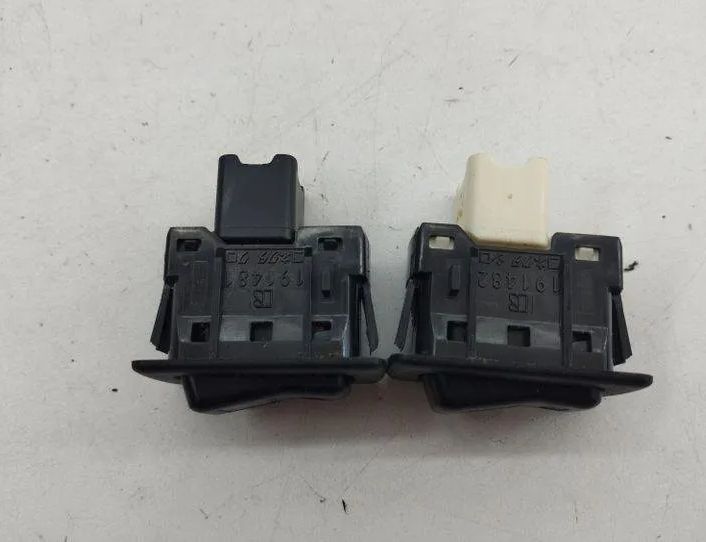 MAZDA CX-7 1 generation (2006-2012) Sēdekļa apsildes poga 191481,191482 26466716