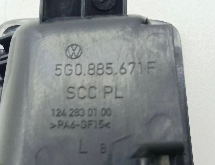 SEAT Ateca 1 generation (2016-2024) Другие внутренние детали 5G0885671F 26468863