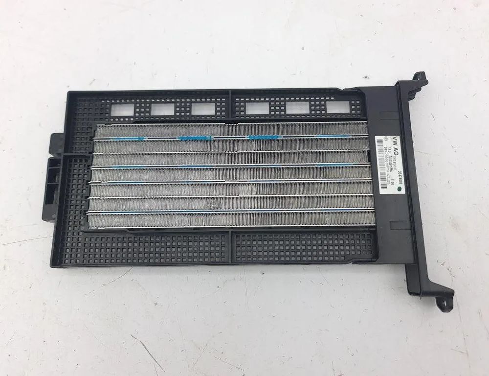 AUDI A4 B9/8W (2015-2024) Электрический радиатор печки салона 8W0819011 31021586