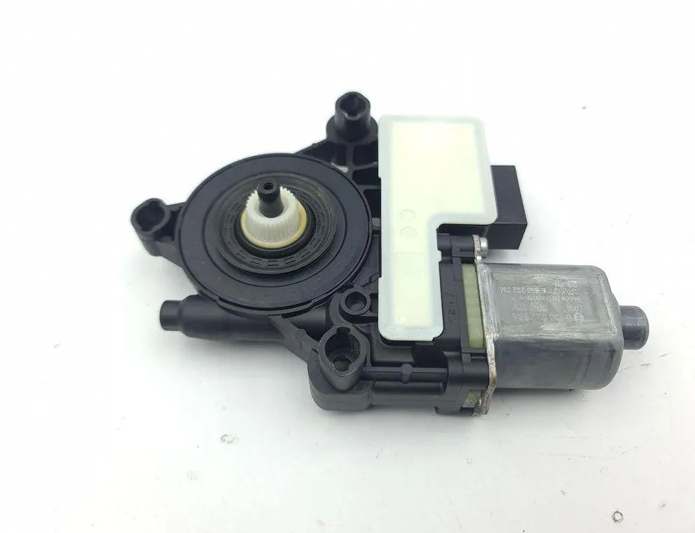 AUDI A1 GB (2018-2024) Маторчик стеклоподъемника задней правой двери 5Q0959408D 31026114