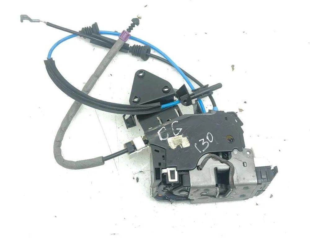 MERCEDES-BENZ C-Class W204/S204/C204 (2004-2015) Aizmugurējā labā durvju slēdzene A2047302235 31141421