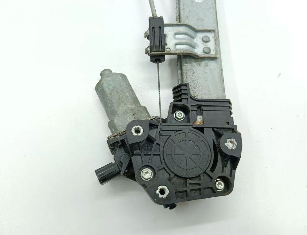 HONDA Accord 8 generation (2007-2015) Aizmugurējo labo durvju logu pacēlājs 806160 31169544