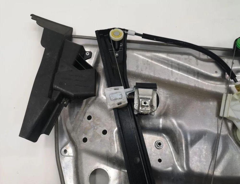 MERCEDES-BENZ C-Class W204/S204/C204 (2004-2015) Rear Right Door Window Regulator 963758102 31169856