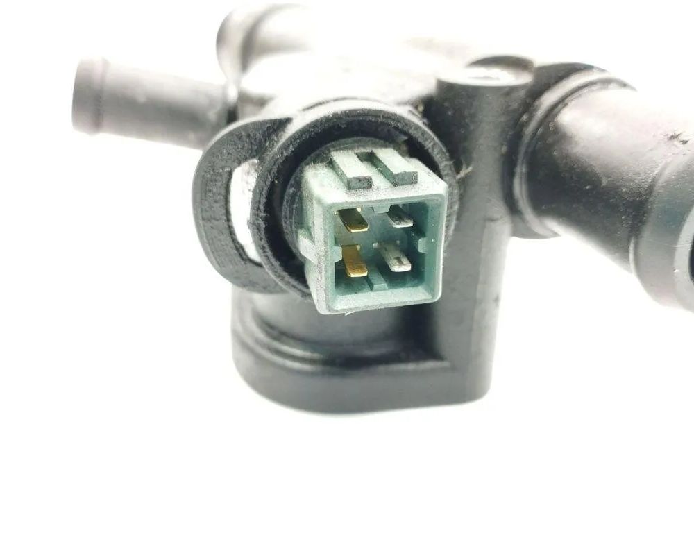 VOLKSWAGEN Beetle 2 generation (1998-2012) Шланги охлаждающей жидкости 038121133 31170475