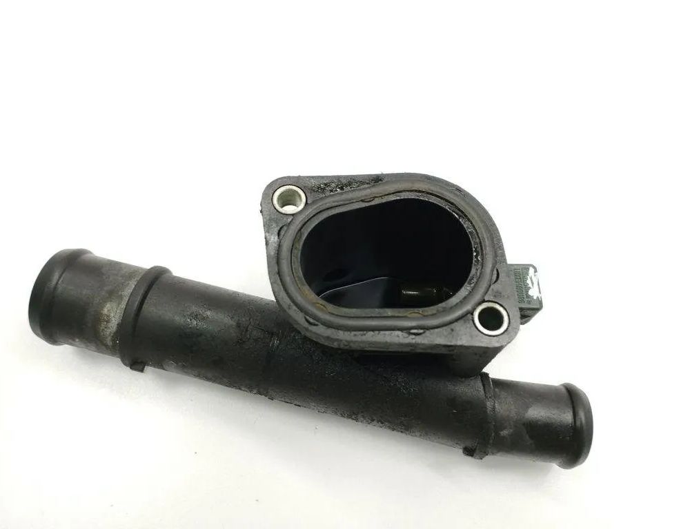 VOLKSWAGEN Beetle 2 generation (1998-2012) Шланги охлаждающей жидкости 038121133 31170475